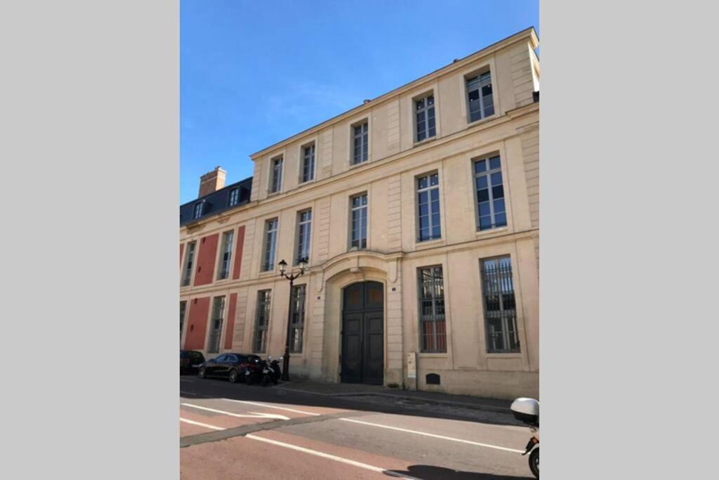 L'Independance Appartement Versailles Buitenkant foto