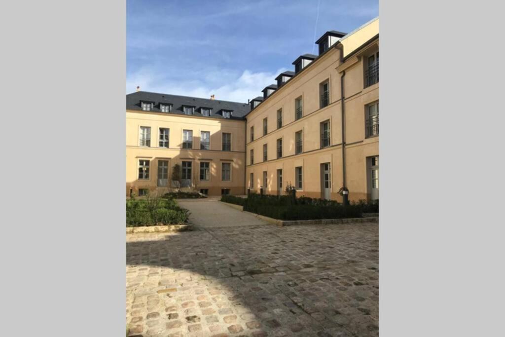 L'Independance Appartement Versailles Buitenkant foto