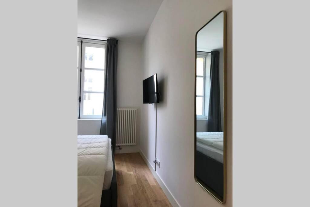 L'Independance Appartement Versailles Buitenkant foto