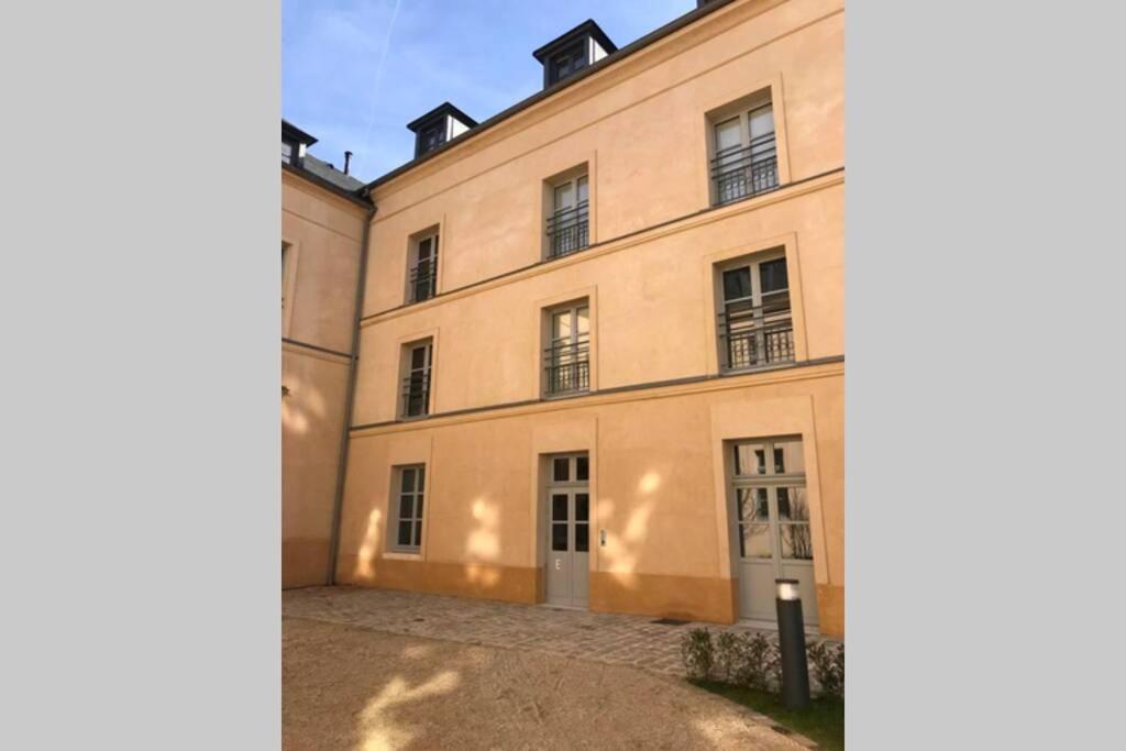 L'Independance Appartement Versailles Buitenkant foto